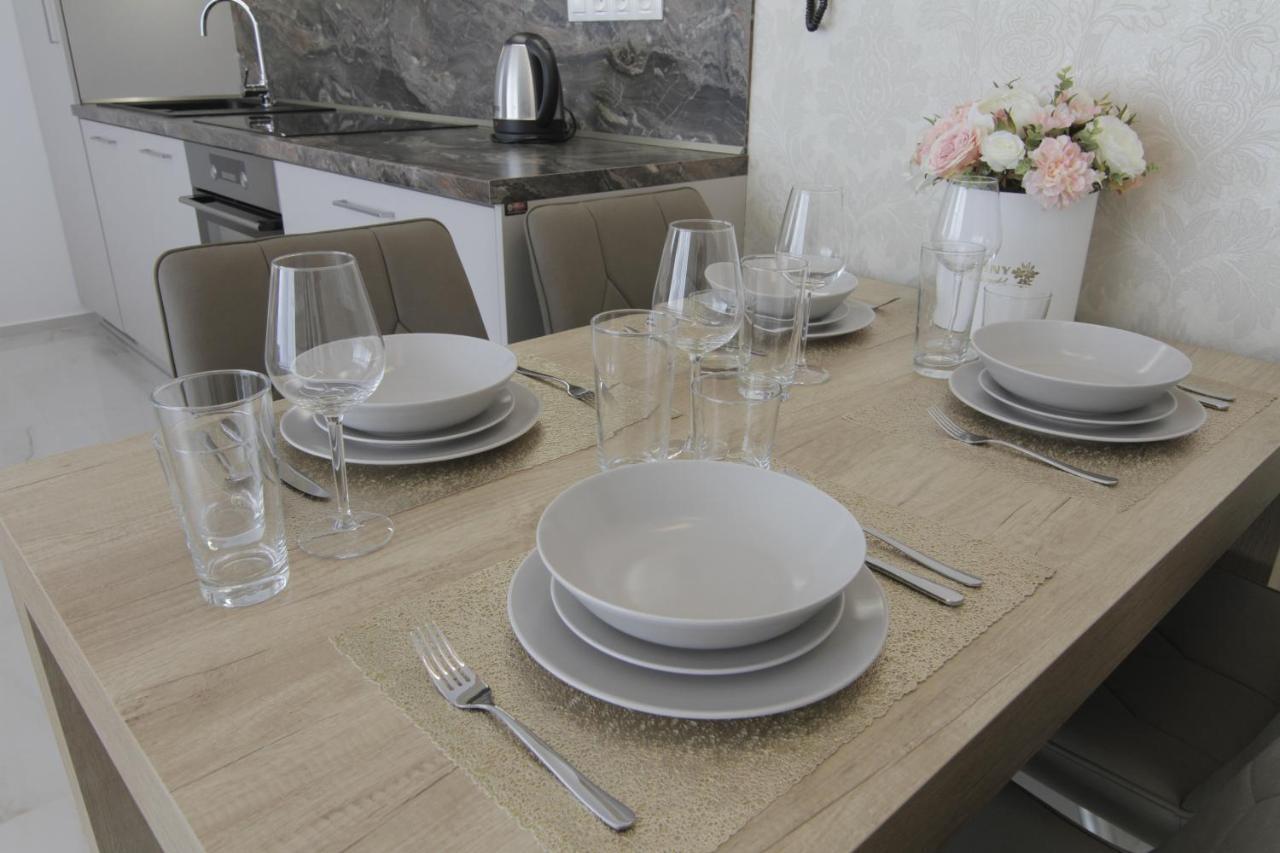 Apartmany Rose Микулов Экстерьер фото