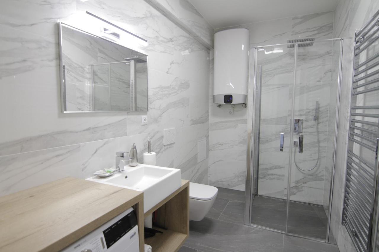 Apartmany Rose Микулов Экстерьер фото